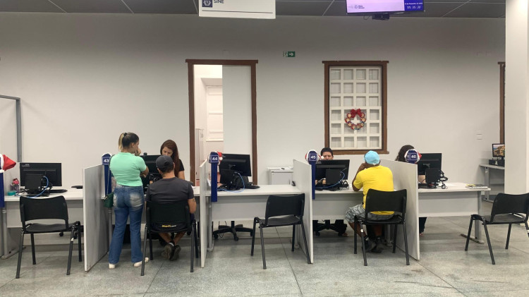 Número de empregos com carteira assinada cresce 15% e MT registra 45 mil novos postos de trabalho