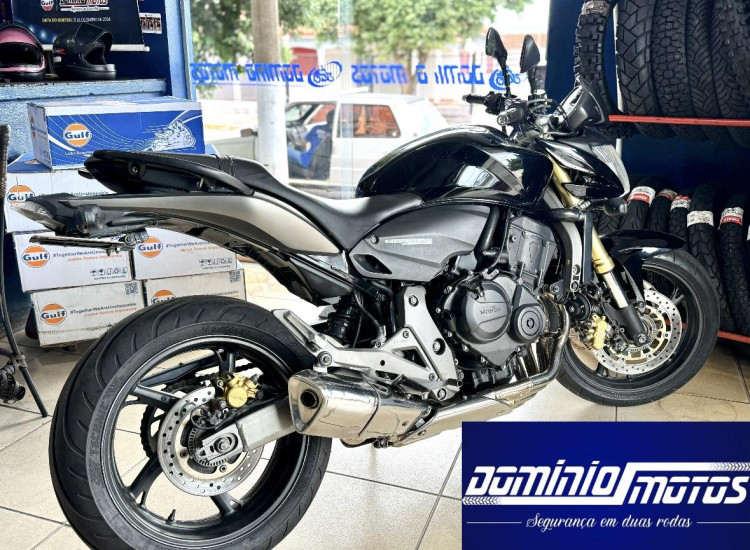 Ramon Lopes dos Santos é o Ganhador da Hornet no Sorteio da Domínio Motos