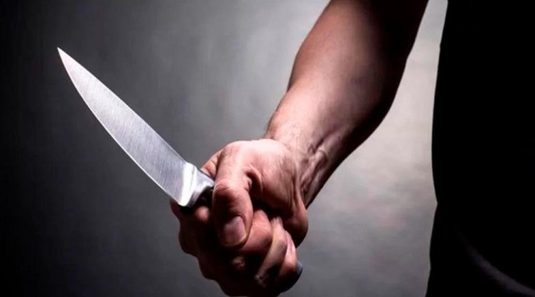 Bebedeira termina em briga e com homem esfaqueado na barriga