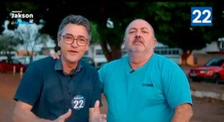 Justiça agenda audiência de prefeito e vice que corre risco de cassação após distribuição de cesta básica na campanha eleitoral