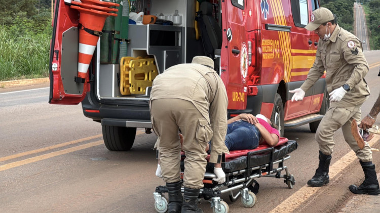 Mulher sofre queda brusca de bicicleta na BR-174, em Pontes e Lacerda