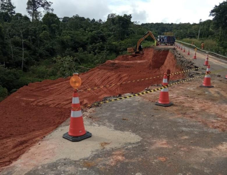 Trecho da BR-174 será destruído para reconstrução e fica interditado por tempo indeterminado