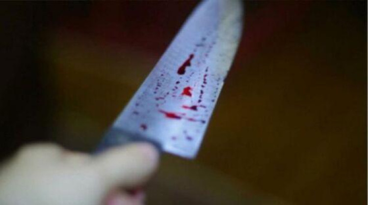 Cansada de violência doméstica, mulher se defende com facada em marido em Cáceres