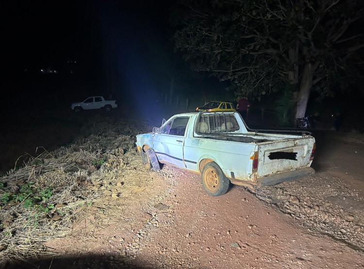 Motociclista é arremessado após acidente na Br-174