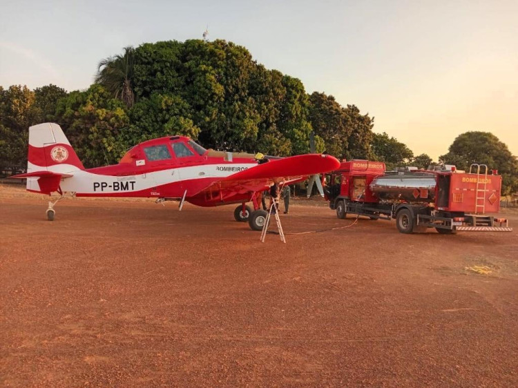 Corpo de Bombeiros intensifica combate a incêndios florestais com uso de aeronaves em Vila Bela
