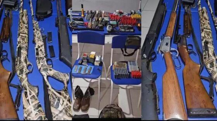 Policia Militar apreende arsenal de armas, munições com envolvidos em furto à residência