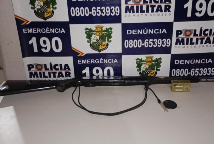 Homem é preso por violência doméstica e porte ilegal de arma em Vila Bela