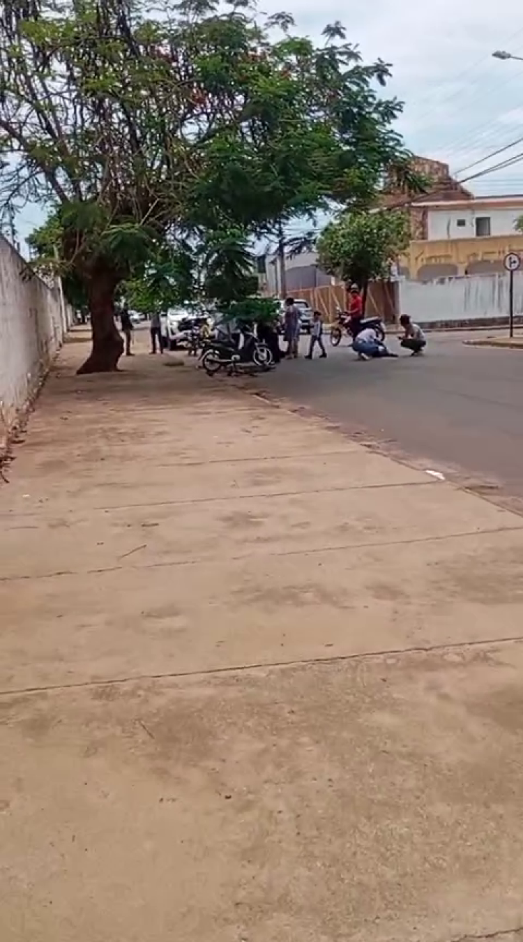 Colisão entre motocicleta e patinete elétrico é registrada em Pontes e Lacerda