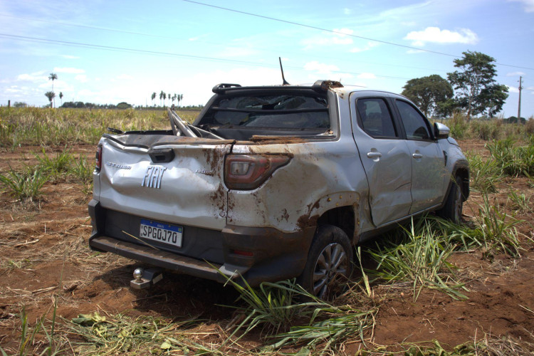 Ultrapassagem malsucedida termina em acidente na BR-174, em Pontes e Lacerda