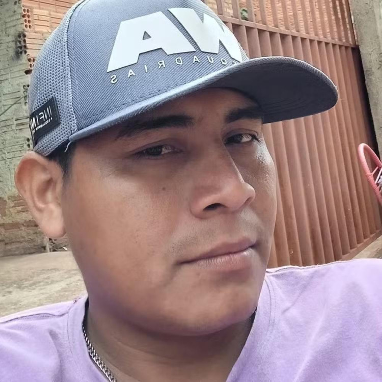 Homem é executado dentro de casa após invasão no Bairro Morada da Serra, em Pontes e Lacerda