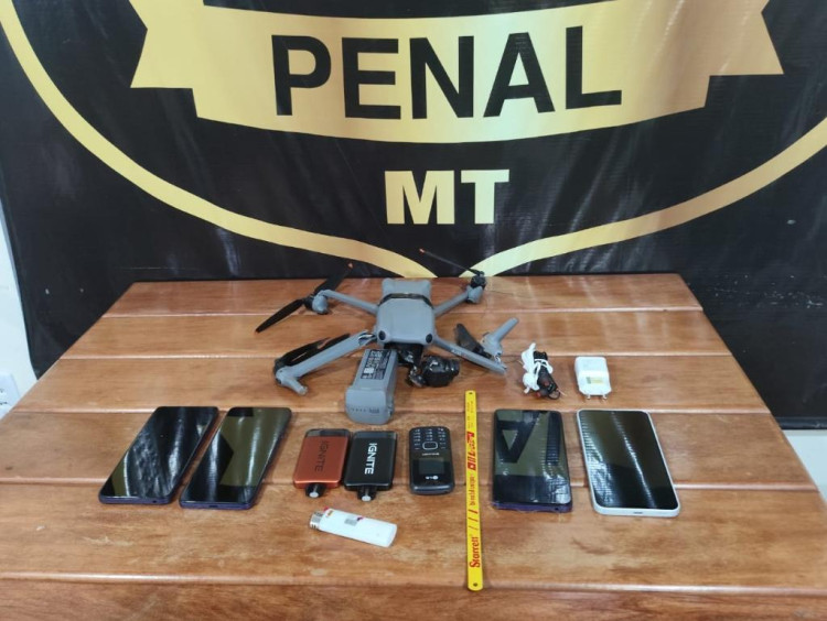 Polícia Penal intercepta drone com carga de telefones e acessórios na penitenciária da Mata Grande