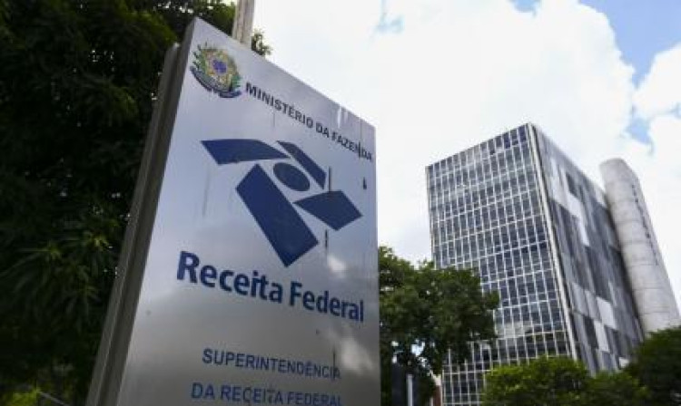 Receita alerta para falsas cobranças com nome e CPF do contribuinte