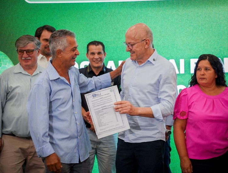 Governo de MT lança programa Regulariza Rural: “estão dando segurança para produzir”, afirma produtor