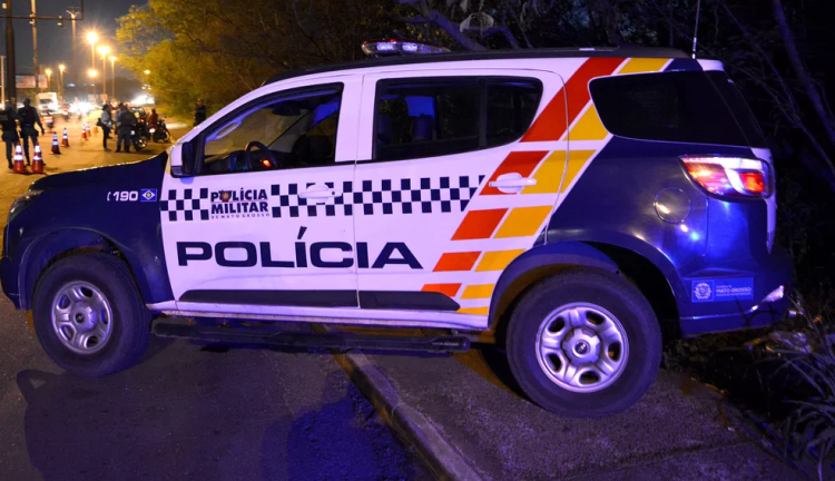 Idoso de 82 anos é detido pela PM após ser acusado de se masturbar em praça