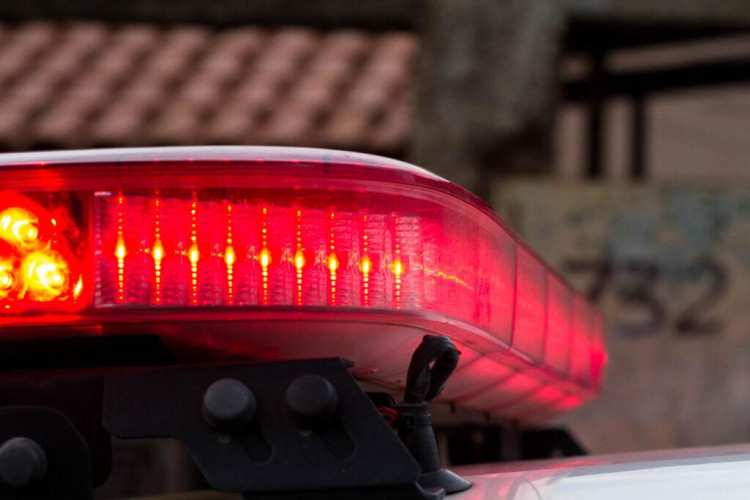 Adolescente de 15 anos é baleado na porta de casa durante ataque a tiros em Cáceres