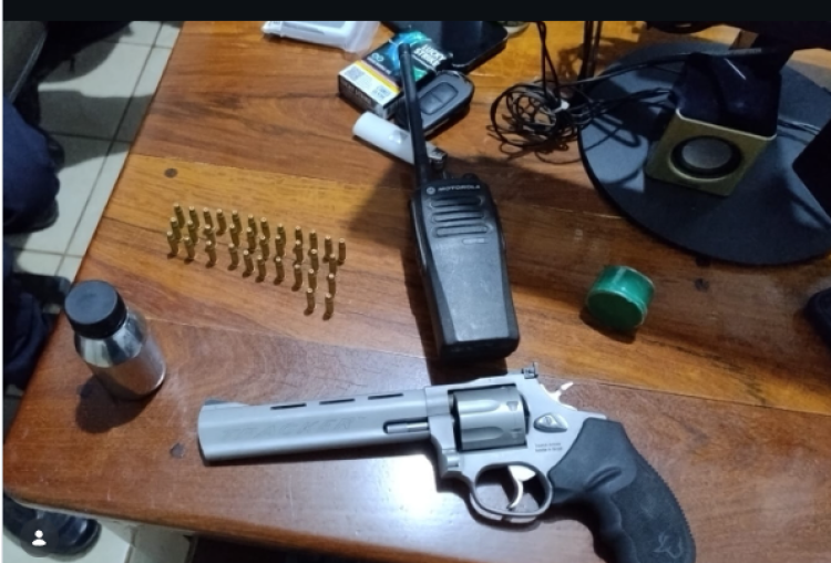 Polícia apreende arma e mercúrio durante abordagem na zona rural de Conquista D’Oeste