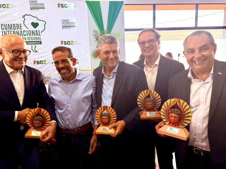 Valmir Moretto participa de cúpula internacional e reforça integração regional entre Brasil, Bolívia e Paraguai