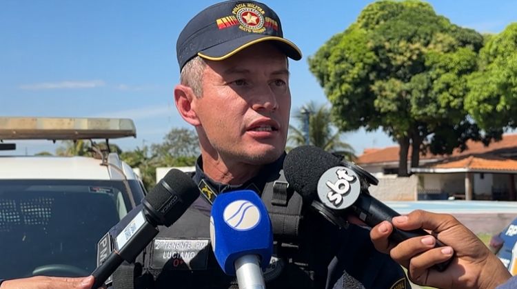 Bandidos rendem casal, fazem transferências via Pix e desaparecem com caminhonete, relata Polícia