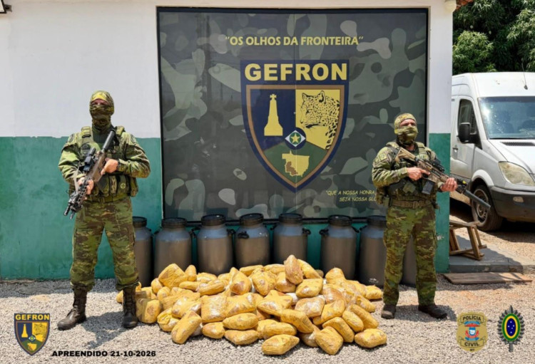 GEFRON apreende 73 quilos de skunk escondidos em tambores de leite em Jauru