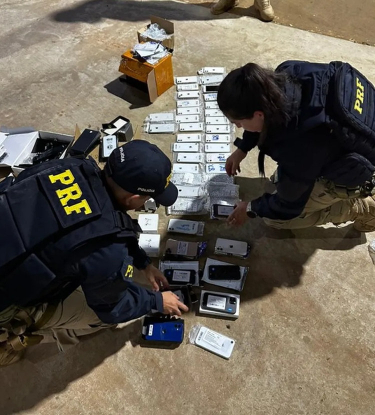 40 Celulares apreendidos sem nota fiscal pela PRF em Comodoro MT