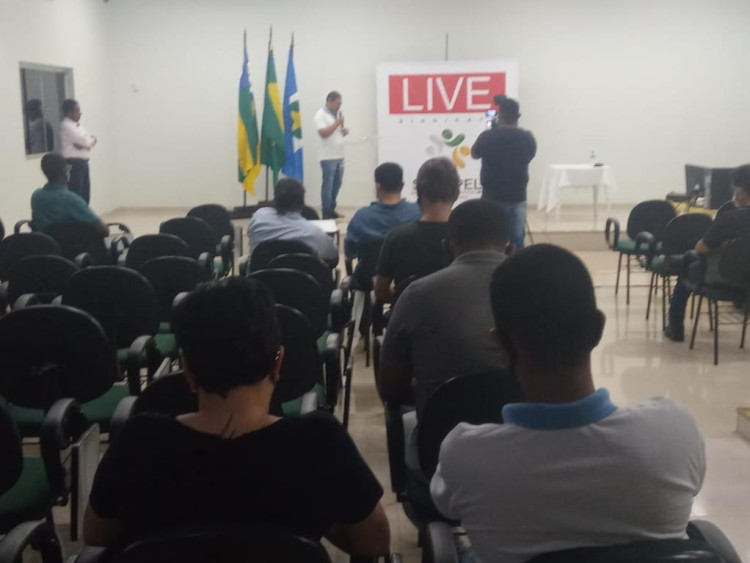 Alcino Barcelos não comparece à reunião promovida pelo Sindicato dos Servidores Municipais
