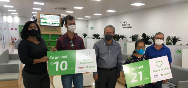 Associados de Pontes e Lacerda e Nova Lacerda são contemplados em seguro do Sicredi