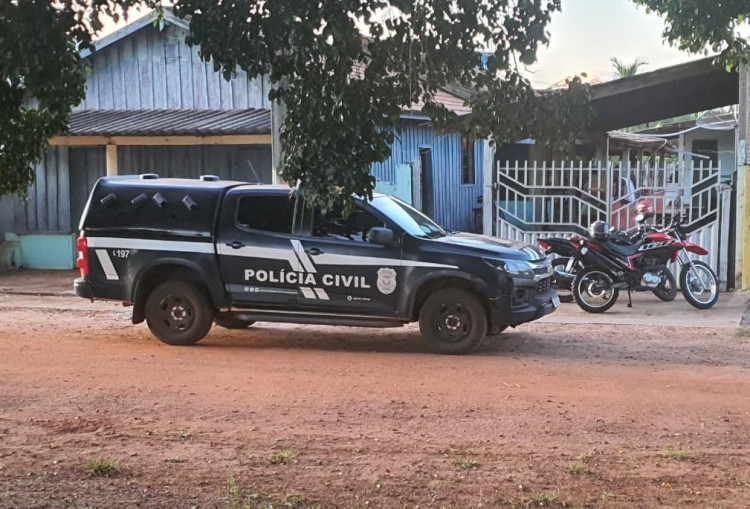 Autores de roubo a residência são presos em flagrante em Vila Bela