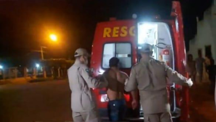 Briga entre bêbados termina em esfaqueamento em Pontes e Lacerda