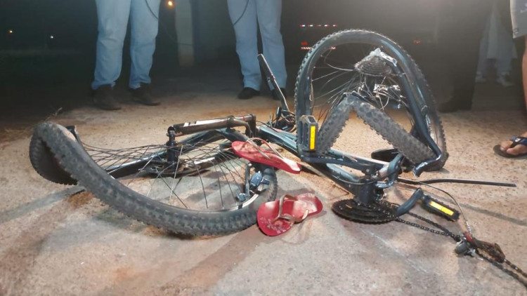 Ciclista é atropelada e arrastada por mais de 50m em Pontes e Lacerda
