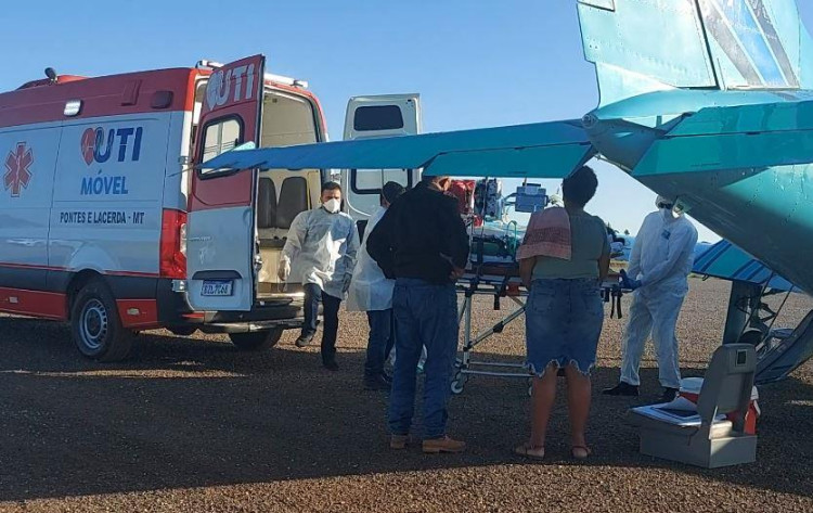 Criança internada com covid-19 na Santa Casa teve que ser removida por UTI aérea