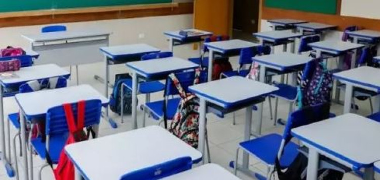 Criança leva faca para escola, em Pontes e Lacerda