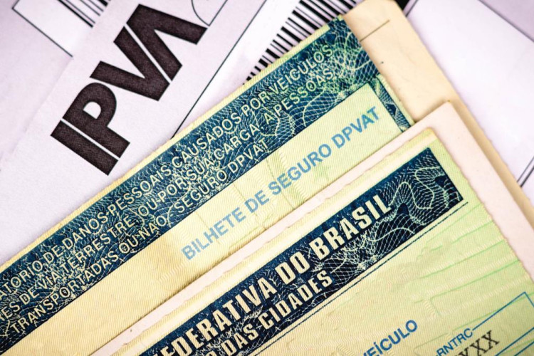 Débitos de IPVA e licenciamento podem ser negociados de forma online