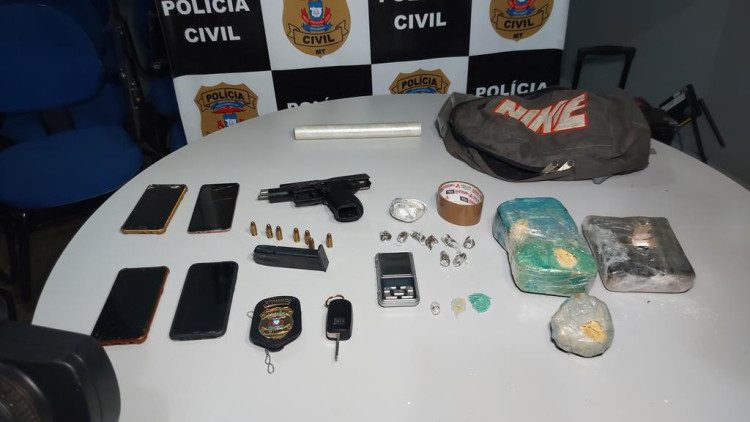 Drogas, veículos roubados e armas são aprendidos pela Polícia Civil em Pontes e Lacerda
