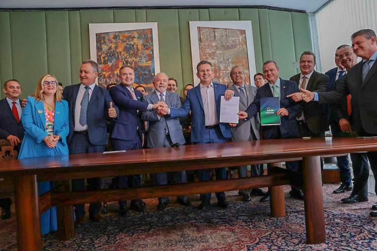 Em Brasília, deputado Moretto participa de concessão histórica da BR-163 para Mato Grosso