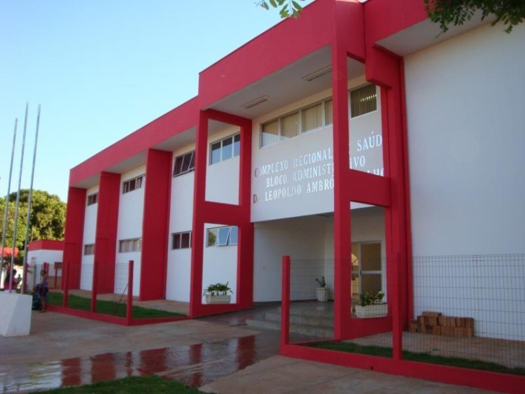 Em Cáceres, maior hospital público da região não tem mais vaga de UTI para pacientes com Covid