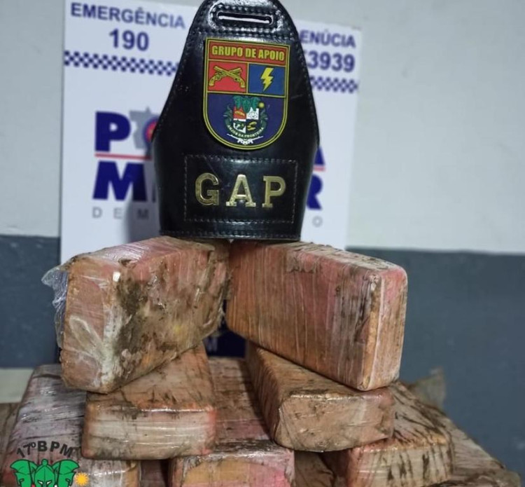 Em Mirassol, motorista tenta fugir e acaba preso com 11 tabletes de pasta base