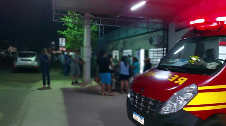 Empresário leva dois disparos após tentativa de assalto