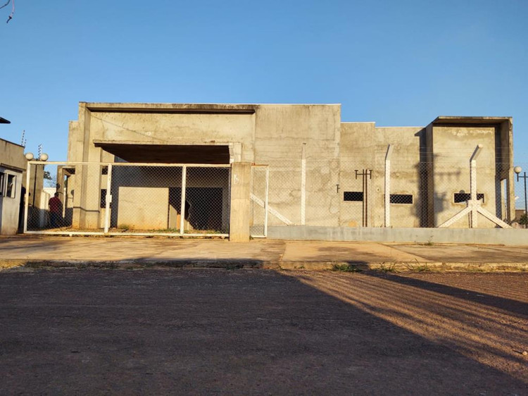 ESF abandonado do bairro Santo Antônio se tornou boca de fumo. Moradores esperam por providências