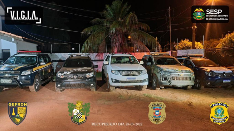 Gefron recupera veículo roubado em Cuiabá na fronteira