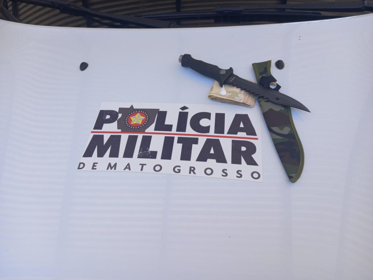 Homem tranca funcionária de hotel em quarto e ameaçada com uma faca em Pontes e Lacerda