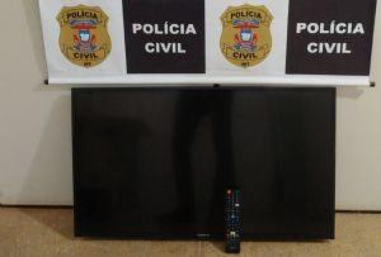 Idoso é preso por negociar televisão furtada na Morada da Serra