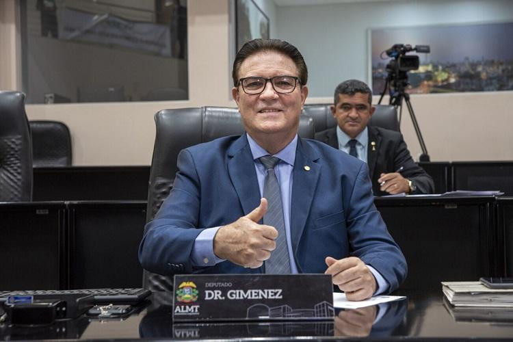 Leis de autoria do Dr. Gimenez são sancionadas e ampliam rede de apoio à saúde do homem e da Mulher