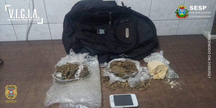 Mochila carregada com “supermaconha” é apreendida pela PJC na rodoviária de Cáceres