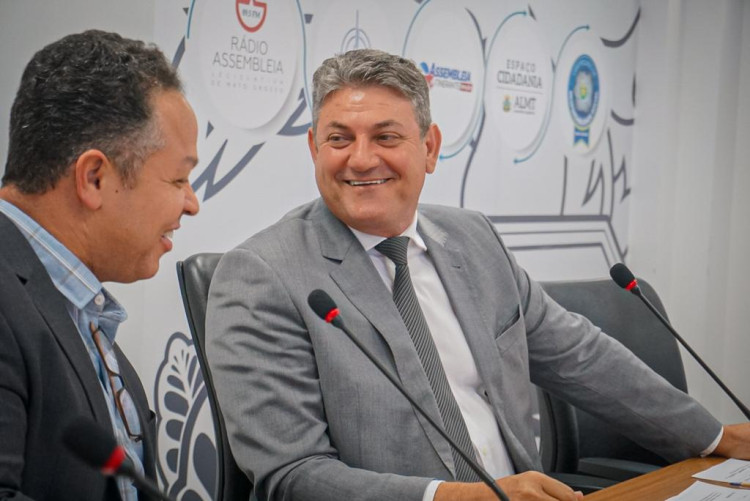 Moretto retorna à ALMT e reassume comando da Comissão de Infraestrutura e Transporte