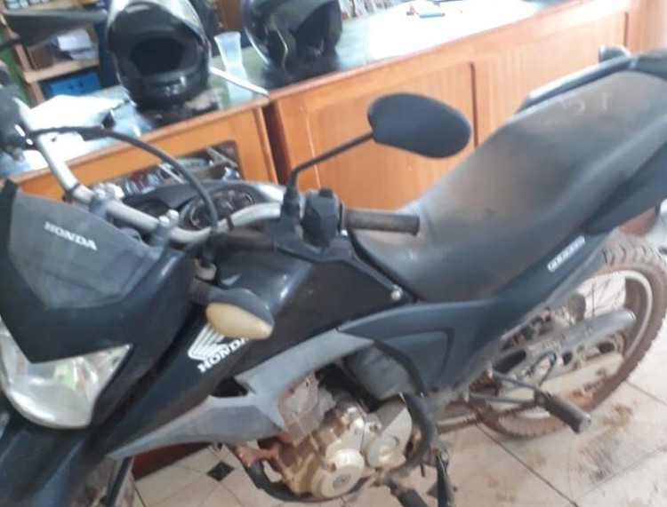 Motocicleta roubada em RO há 4 anos é devolvida à vítima pela Polícia Civil de Vila Bela