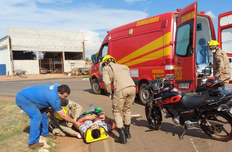 Motociclista fica gravemente ferido após ser atropelado em Pontes e Lacerda