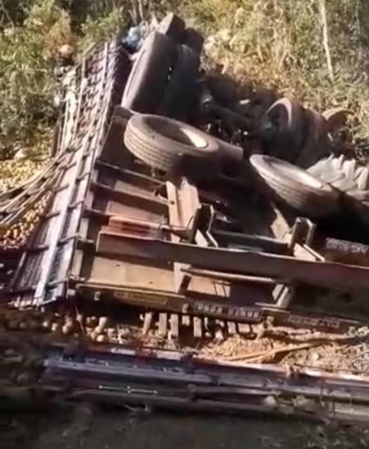 Motorista morre entre ferragens após caminhão atingir maquinário na BR 174, em Comodoro
