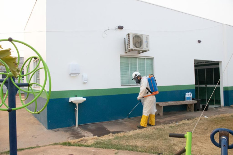 Nova Lacerda realiza protocolo de Higienização e Desinfecção do local de coleta dos testes do Coronavírus