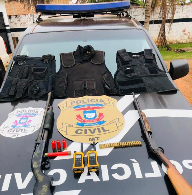 Polícia Civil apreende armas, coletes e munições em área de conflito agrário na fronteira
