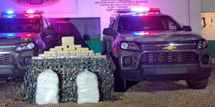 Porto Esperidião: traficantes fogem do Gefron deixando “cangas” de drogas pelo caminho